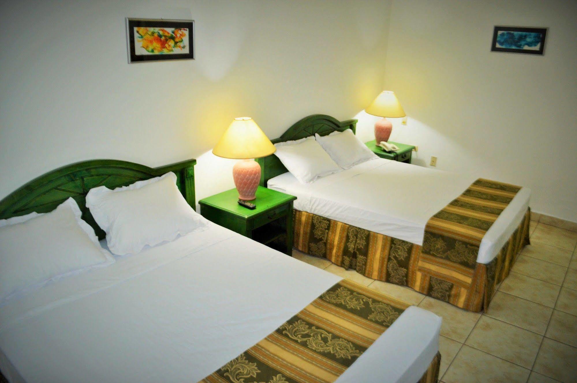 מנאגווה Hotel Casa Real מראה חיצוני תמונה